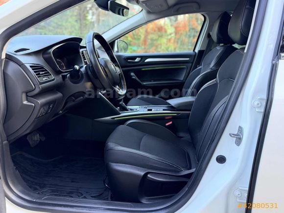ERS AUTO'DAN 1.3 TCE MEGANE İCON 76 BİN KİLOMETRE SERVİS BKMLI