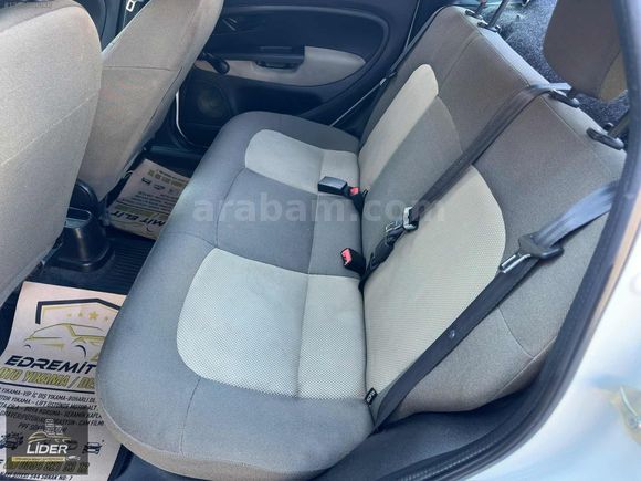 2013 Model 1.3 Multijet Linea Masrafsız Değişensiz Klima Buz