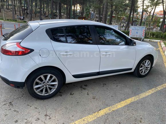 Sahibinden Renault Megane 1.6 Touch 2013 Model 
