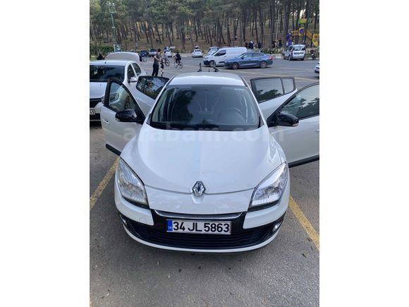 Sahibinden Renault Megane 1.6 Touch 2013 Model 