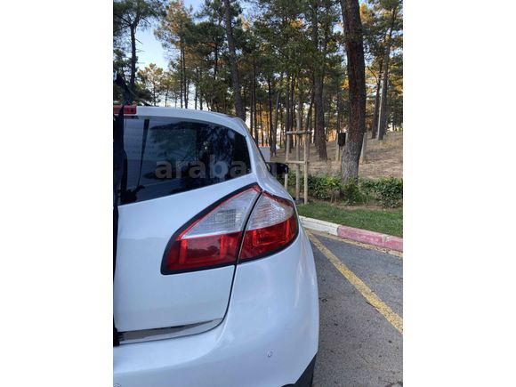 Sahibinden Renault Megane 1.6 Touch 2013 Model 