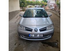 MEMURDAN TEMİZ MAKYAJLI KASA MEGANE 2