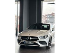 Sahibinden Mercedes - Benz CLA 200 AMG+ 2022 Model İzmir 21.000 km Beyaz