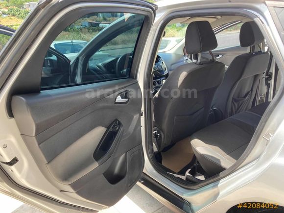 2012 FORD FOCUS OTOMATİK