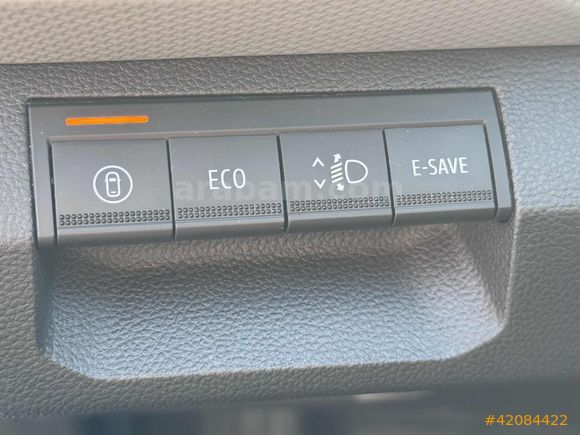 ŞAHİN MOTORS,RENAULT DUSTER 1.6 E-tech HATASIZ SIFIR AYARINDA