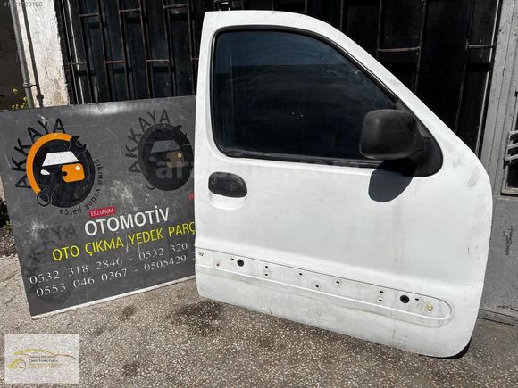 Renault Kangoo Sağ Ön Kapı