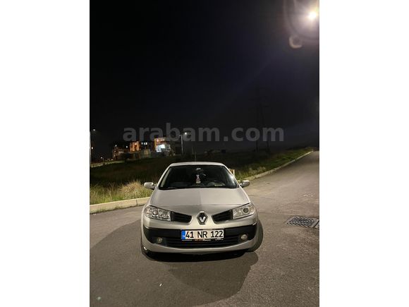 Sahibinden Renault Megane 1.4 Authentique 2006 Model 207.000 km Gri