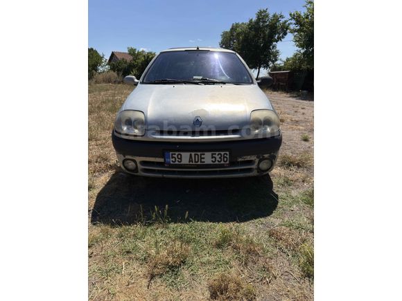Sahibinden Renault Clio 1.4 RXT 2002 Model 