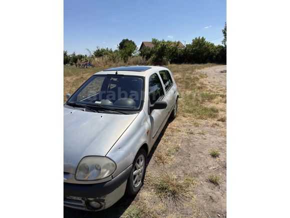 Sahibinden Renault Clio 1.4 RXT 2002 Model 