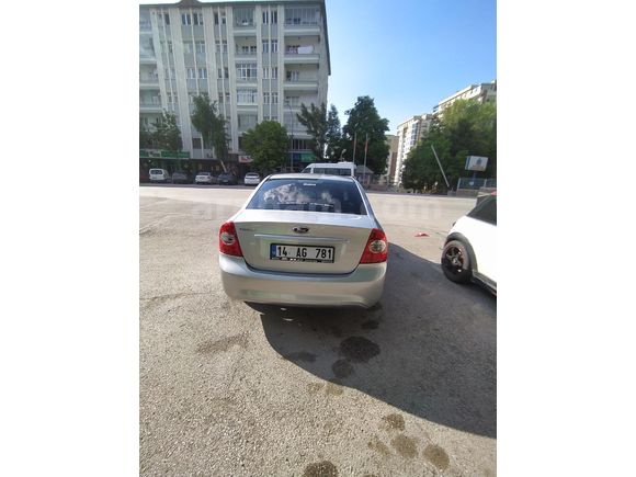 Sahibinden Ford Focus 1.6 Comfort 2011 Model