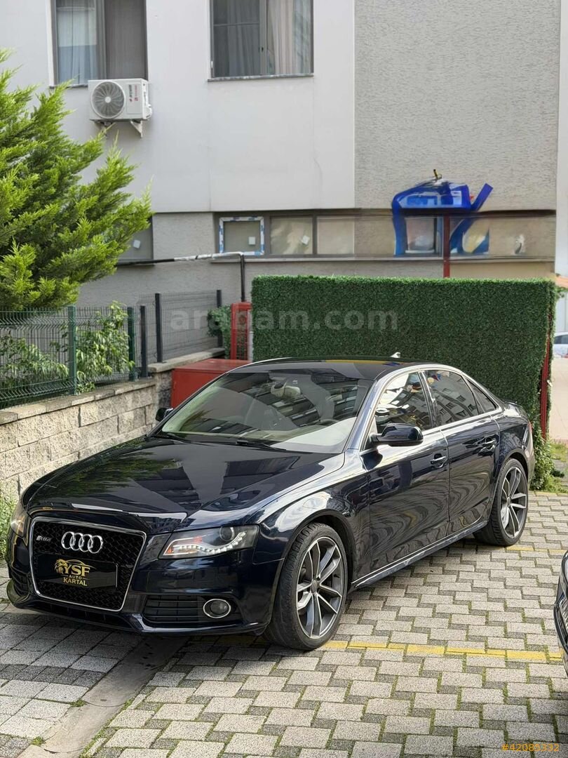 Galeriden Audi A4 Sedan 1.8 TFSI 2010 Model İstanbul 291.000 km Lacivert 3
