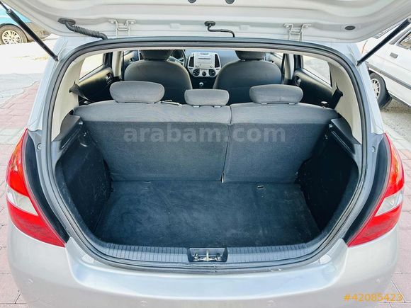 2012 MODEL HYUNDAİ İ20 1.4CRDİ TEAM