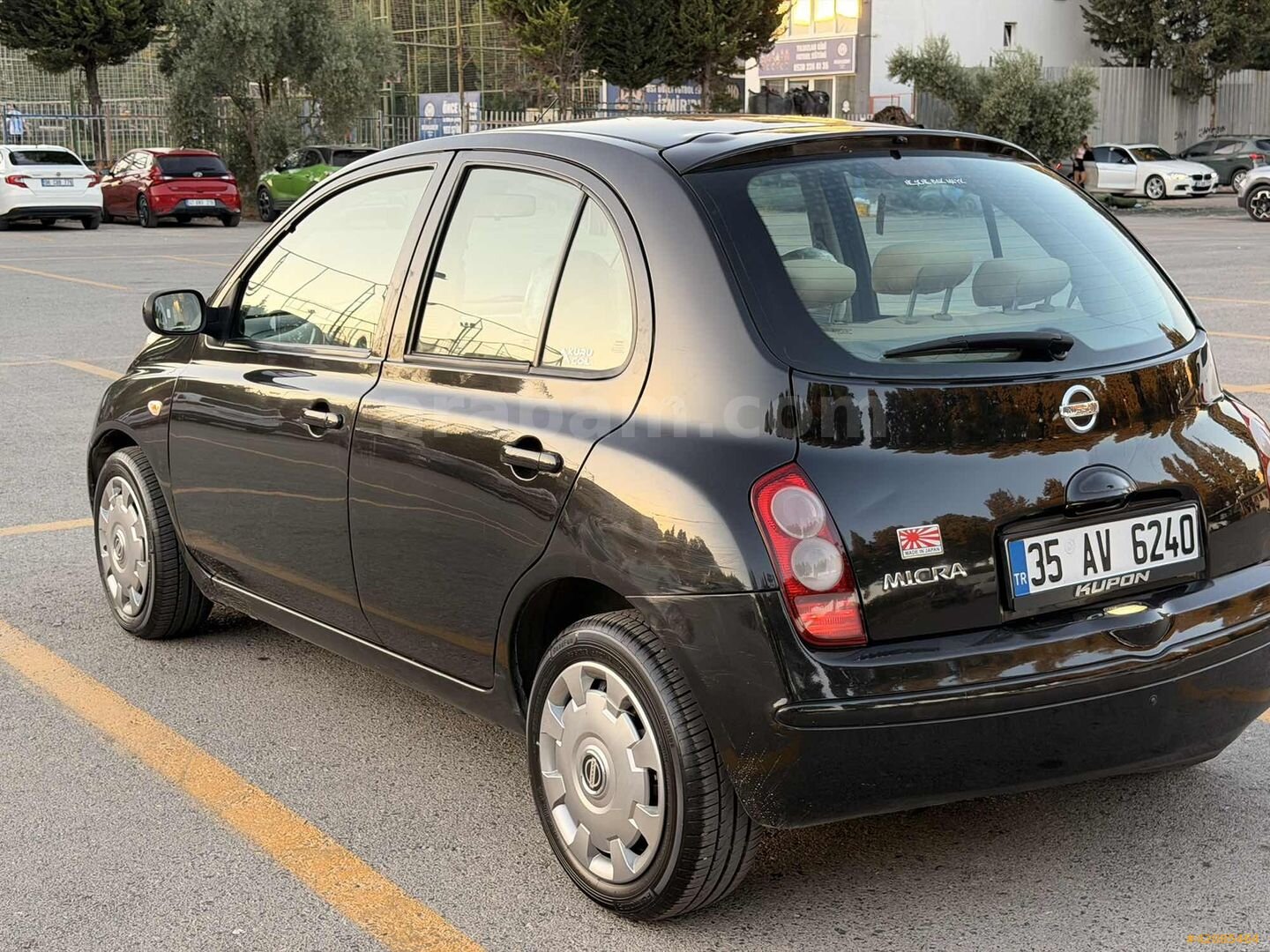 Galeriden Nissan Micra 1.2 Tekna 2004 Model İzmir 235.000 km Siyah 5