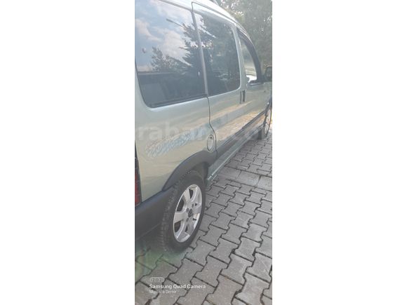 Sahibinden Peugeot Partner 2.0 HDI 2006 Model