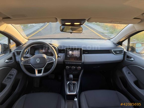 2025 CLIO 1.0 TCE EVOLUTION HATASIZ