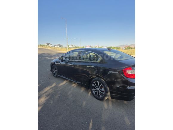 Sahibinden Honda Civic 1.6i VTEC Eco Elegance 2015 Model
