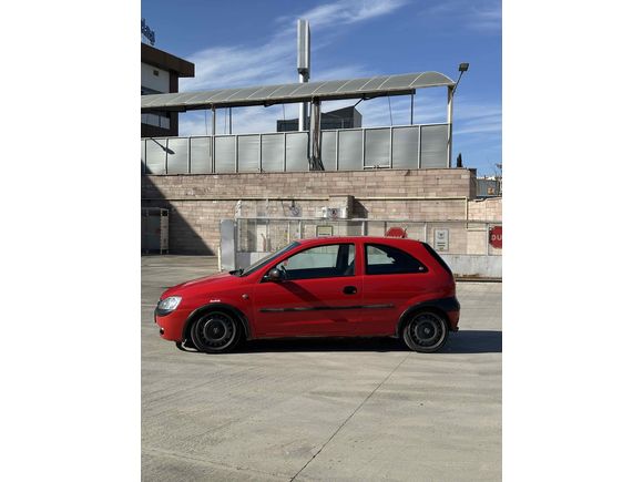 Acil satılık düşük km  motor sıfır takas. Olur 