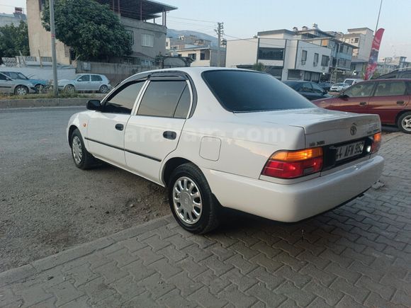 Galeriden Toyota Corolla 1.6 XEi 1996 Model Kahramanmaraş