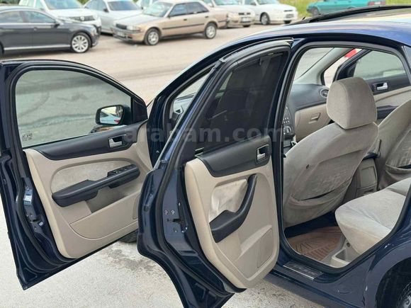 Sahibinden Ford Focus 1.6 TDCi Ghia 2006 Model 