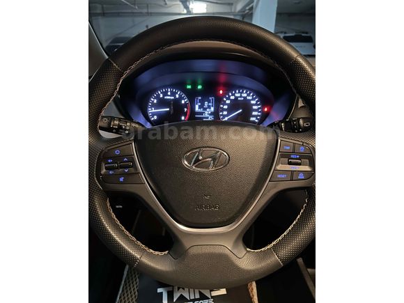 Hyundai i20 1.2 MPI Elite Smart 2016 Model 