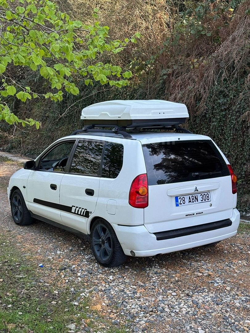 Sahibinden Mitsubishi Space Star 1.6 2005 Model Ordu 263.000 km Bej 2