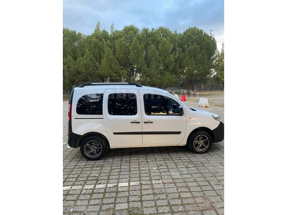 Sahibinden Renault Kangoo Multix 1.5 dCi Joy 2013 Model 
