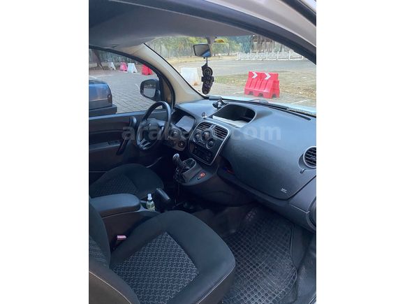 Sahibinden Renault Kangoo Multix 1.5 dCi Joy 2013 Model 