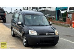 PEUGEOT PARTNER SAĞ ÖN KAPI