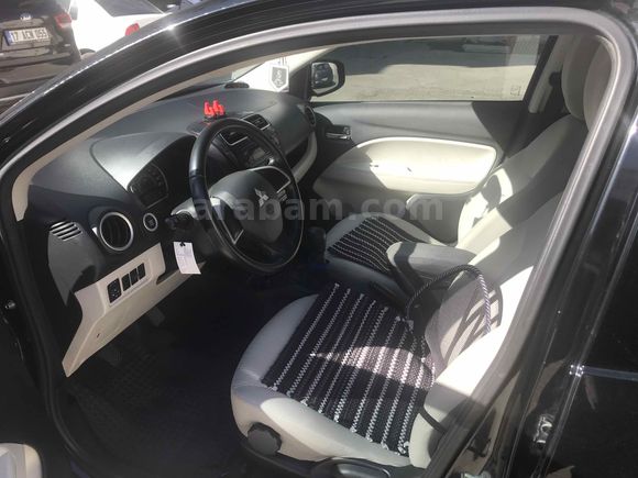 MITSUBİSHİ ATTRAGE 78.000 KM 