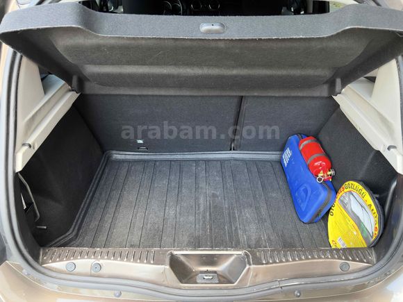 FULL YETKİLİ SERVİS BAKIMLI DACIA SANDERO STEPWAY 