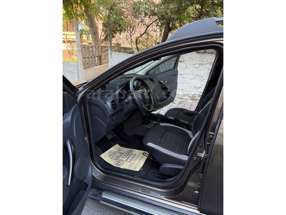 FULL YETKİLİ SERVİS BAKIMLI DACIA SANDERO STEPWAY 