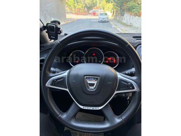FULL YETKİLİ SERVİS BAKIMLI DACIA SANDERO STEPWAY 