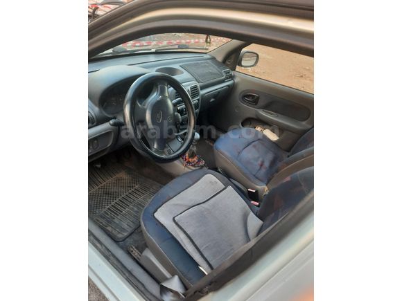 Sahibinden Renault Clio 1.4 RNA 2001 Model