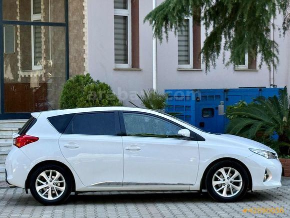 2013 AURİS~1.6 CAM TAVAN~95 BİNDE~OTOMATİK
