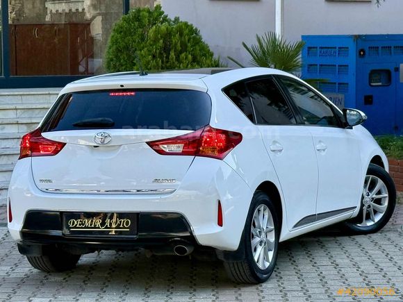 2013 AURİS~1.6 CAM TAVAN~95 BİNDE~OTOMATİK