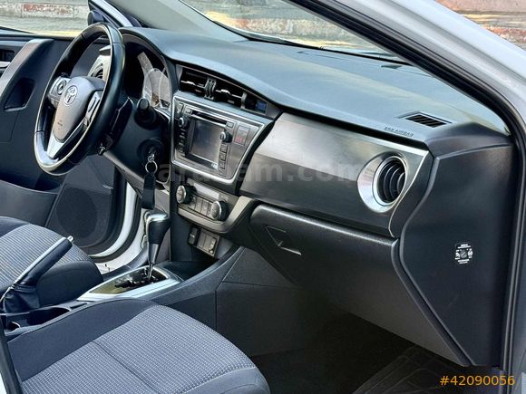 2013 AURİS~1.6 CAM TAVAN~95 BİNDE~OTOMATİK