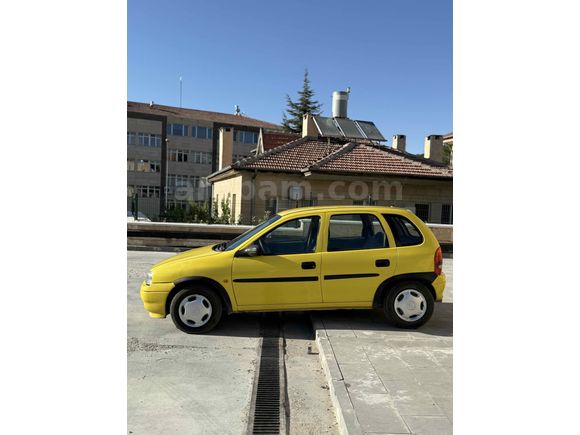 Galeriden Opel Corsa 1.2 Swing 2001 Model Nevşehir