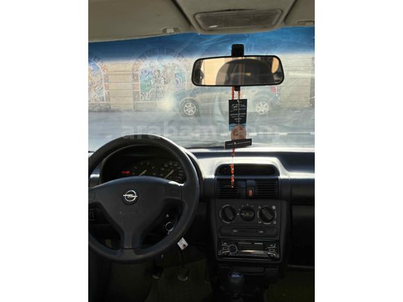Galeriden Opel Corsa 1.2 Swing 2001 Model Nevşehir