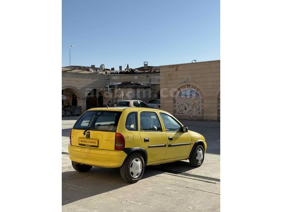 Galeriden Opel Corsa 1.2 Swing 2001 Model Nevşehir