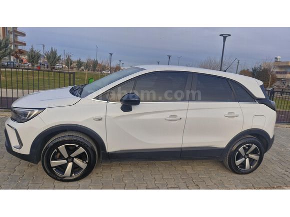 HATASIZ BOYASIZ HASARSIZ 2022 OPEL CROSSLAND ESSENTİAL
