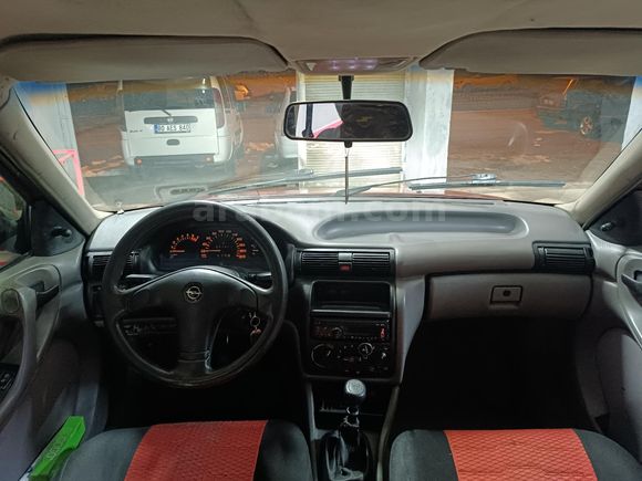 Galeriden Opel Astra 1.6 GLS 1995 Model Kahramanmaraş