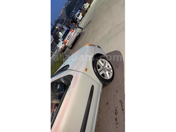 Sahibinden Renault Clio 1.5 dCi Authentique 2004 Model 