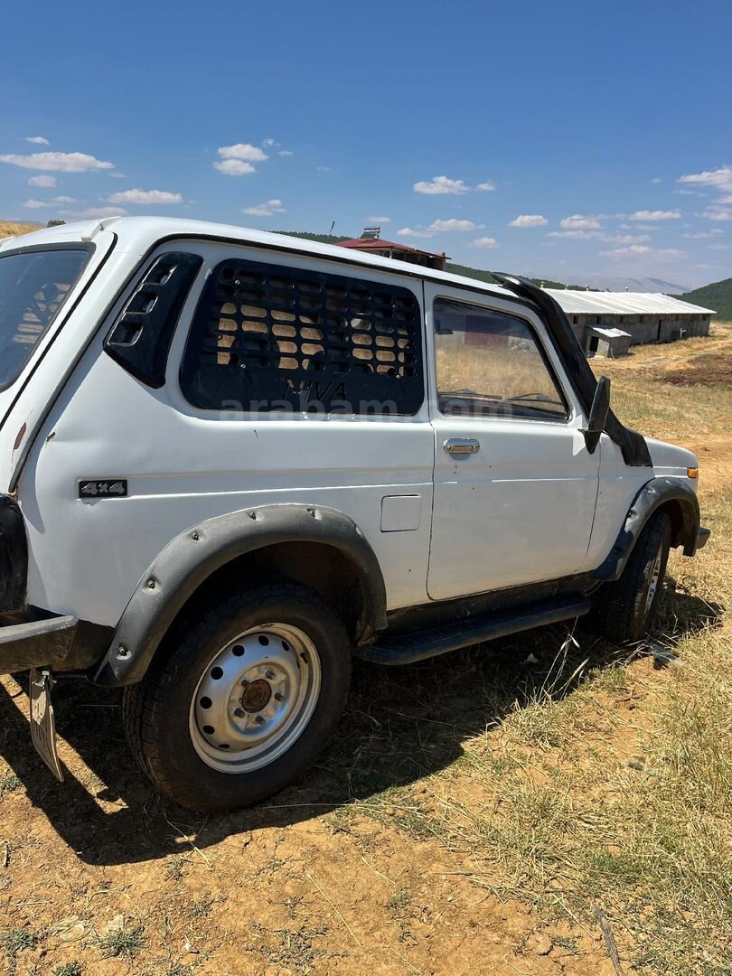 Sahibinden Lada Niva 1.7i 2000 Model 3