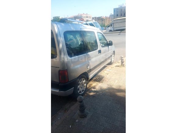 Sahibinden Peugeot Partner 1.9 D 2004 Model