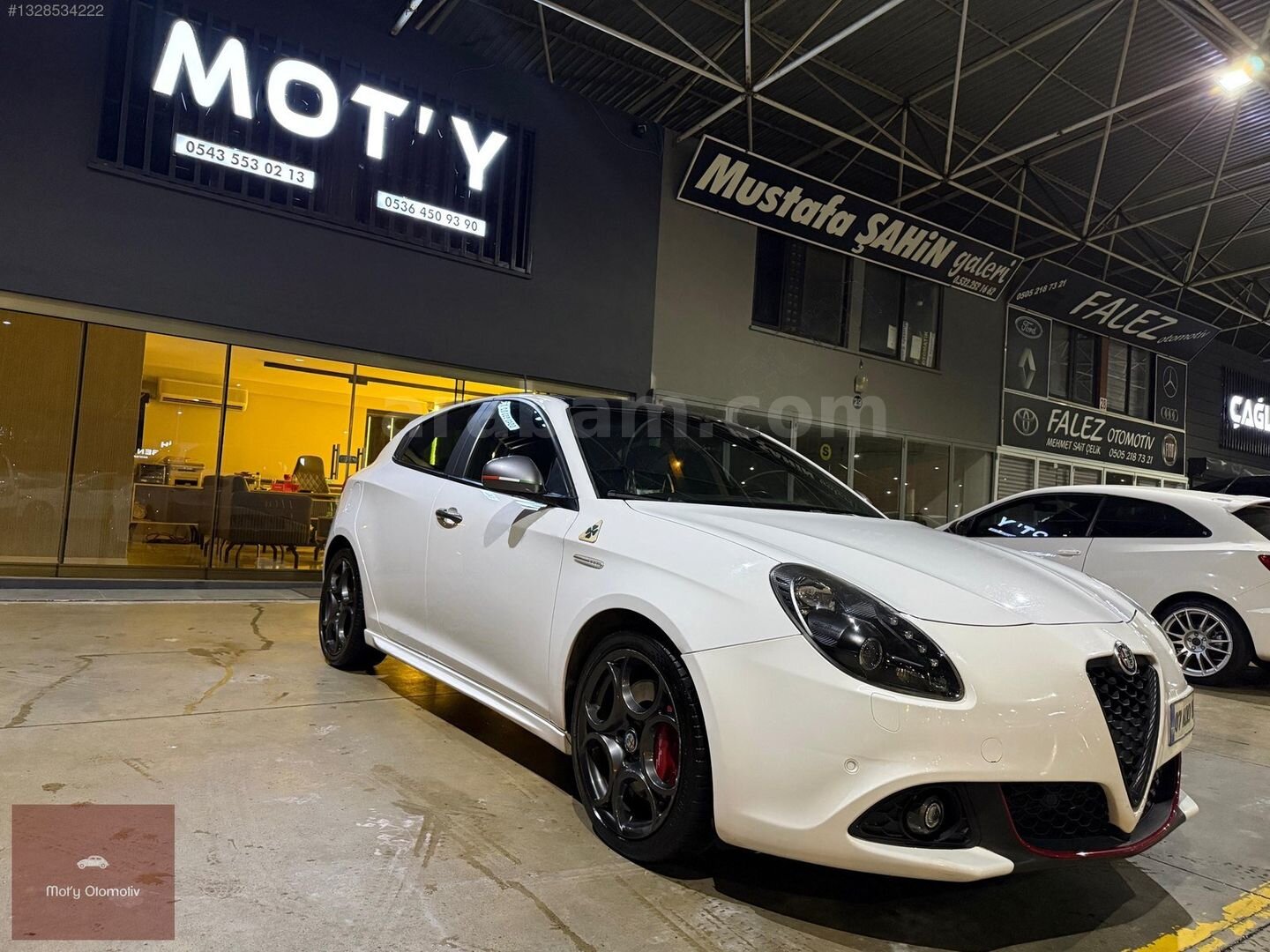 Galeriden Alfa Romeo Giulietta 1.6 JTD Super TCT 2016 Model Antalya 101.000 km Beyaz 3