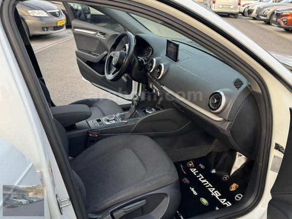 İLK SAHİBİ+CAM TAVAN+SERVİS BAKIMLI+2020 AUDİ A3 35 TFSİ DYNAMİC