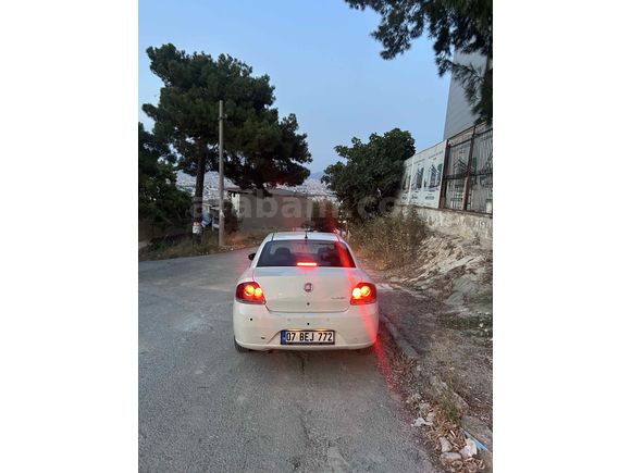 Sahibinden Fiat Linea 1.3 Multijet Active Plus 2012 Model  285.000 km Beyaz