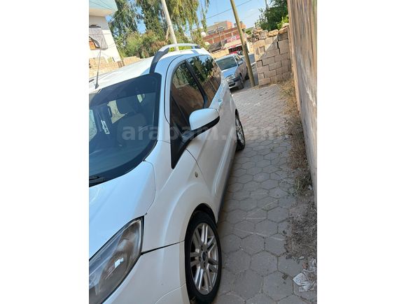 Sahibinden Ford Tourneo Courier 1.6 TDCi Titanium Plus 2016 Model 