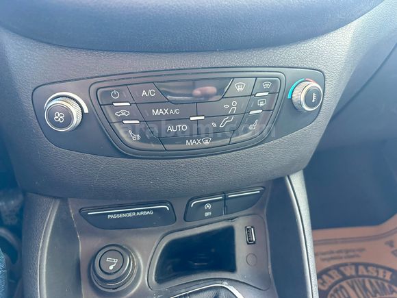 Sahibinden Ford Tourneo Courier 1.6 TDCi Titanium Plus 2016 Model 