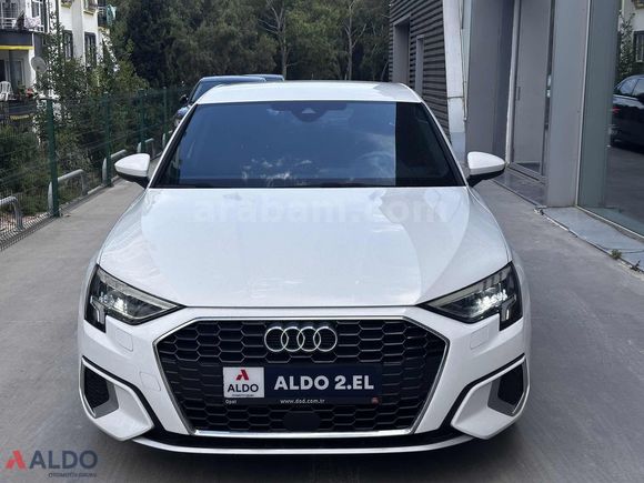 Audi Yetkili Bayiden A3 Sportback Advanced 6965 kmde Boyasız